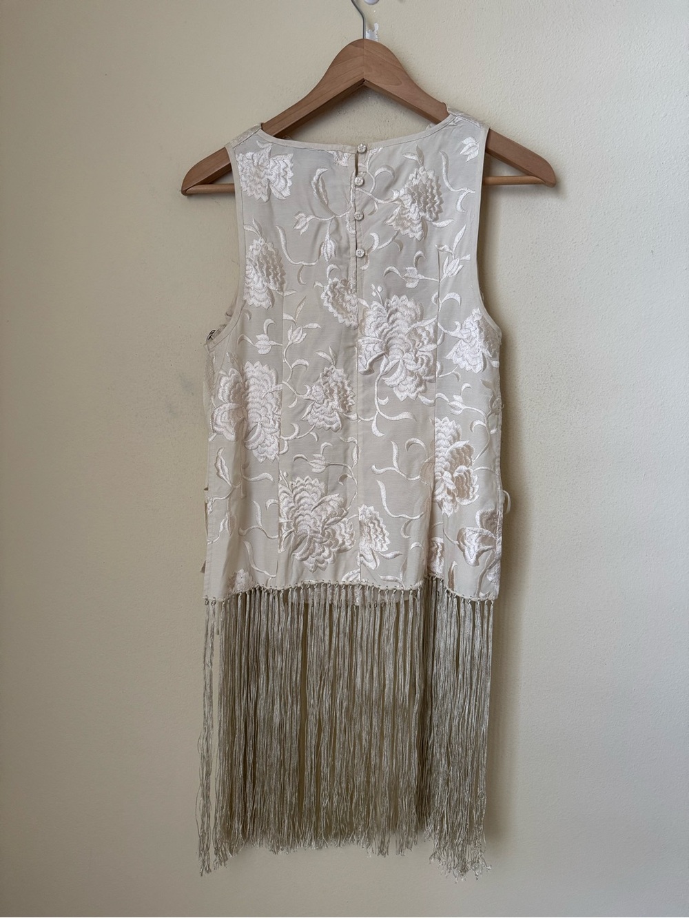 Sea New York Priscilla Embroidery Cowl Neck Fringe Vest Cream Size Small - Picture 5 of 5